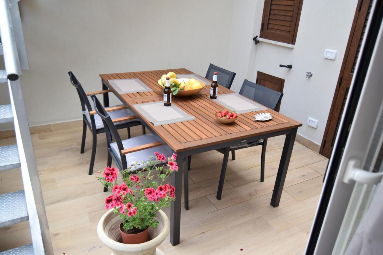 Apartmán Caporama Terrasini Exteriér fotografie