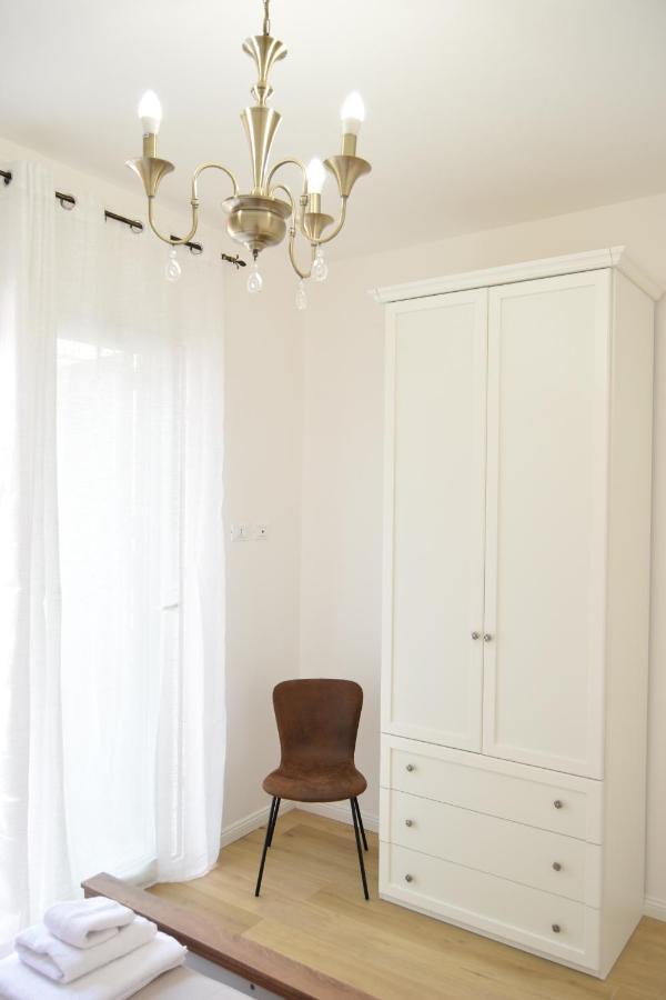 Apartmán Caporama Terrasini Exteriér fotografie